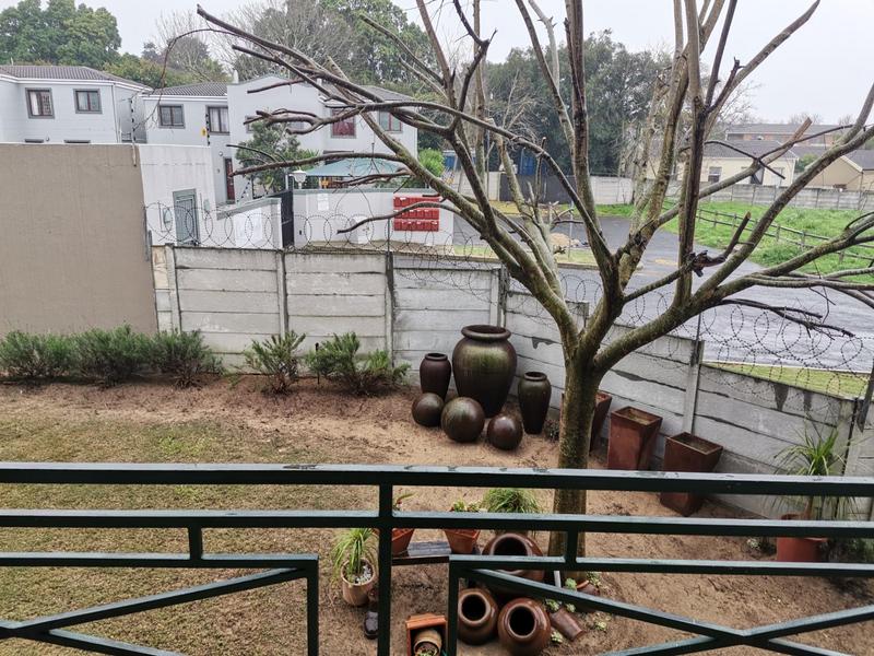 To Let 2 Bedroom Property for Rent in Vredekloof Western Cape